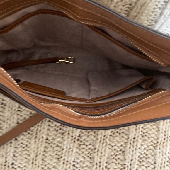 Michael Kors Cross Body Bag - Picture 7 of 8